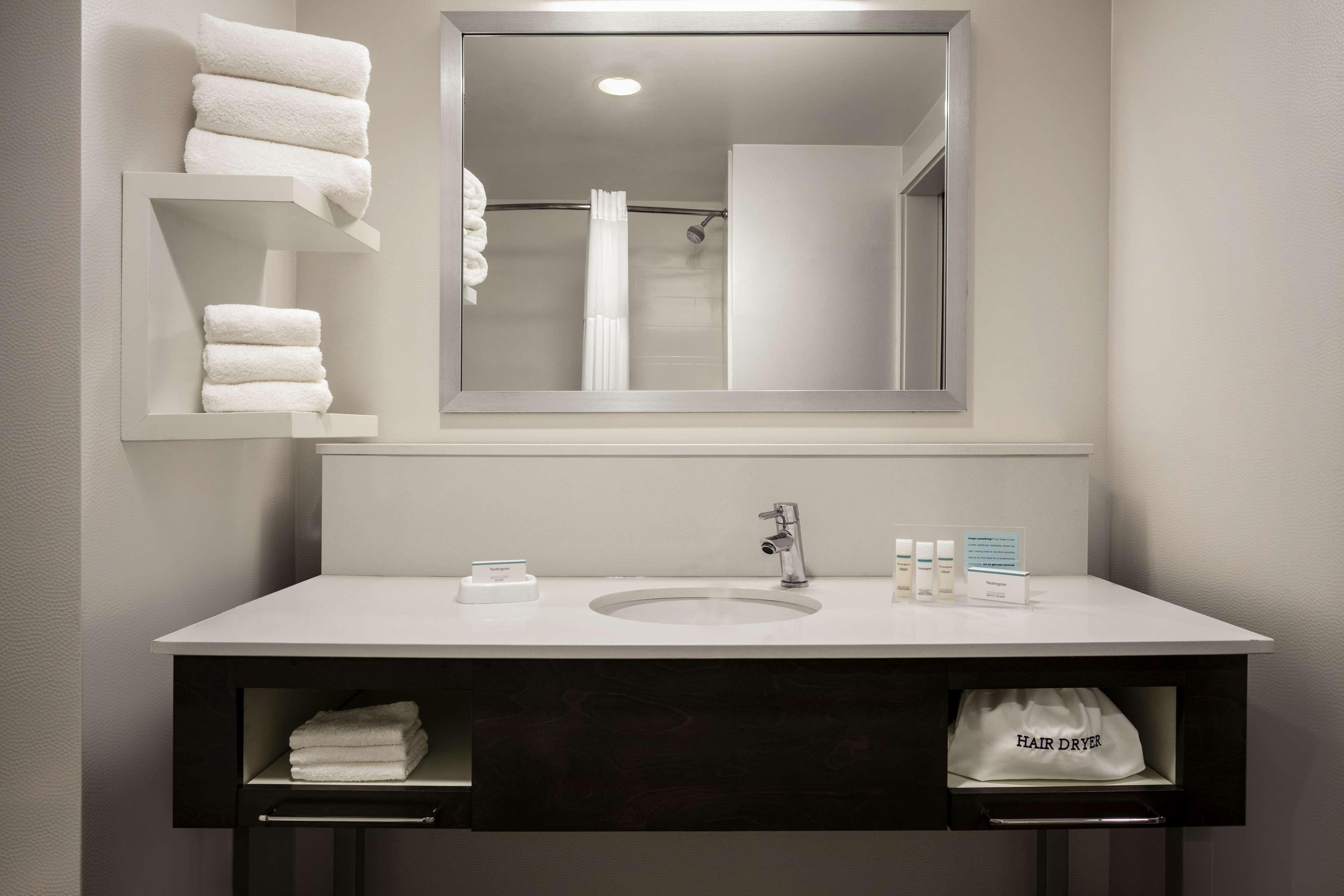 Hampton Inn Kernersville Bagian luar foto
