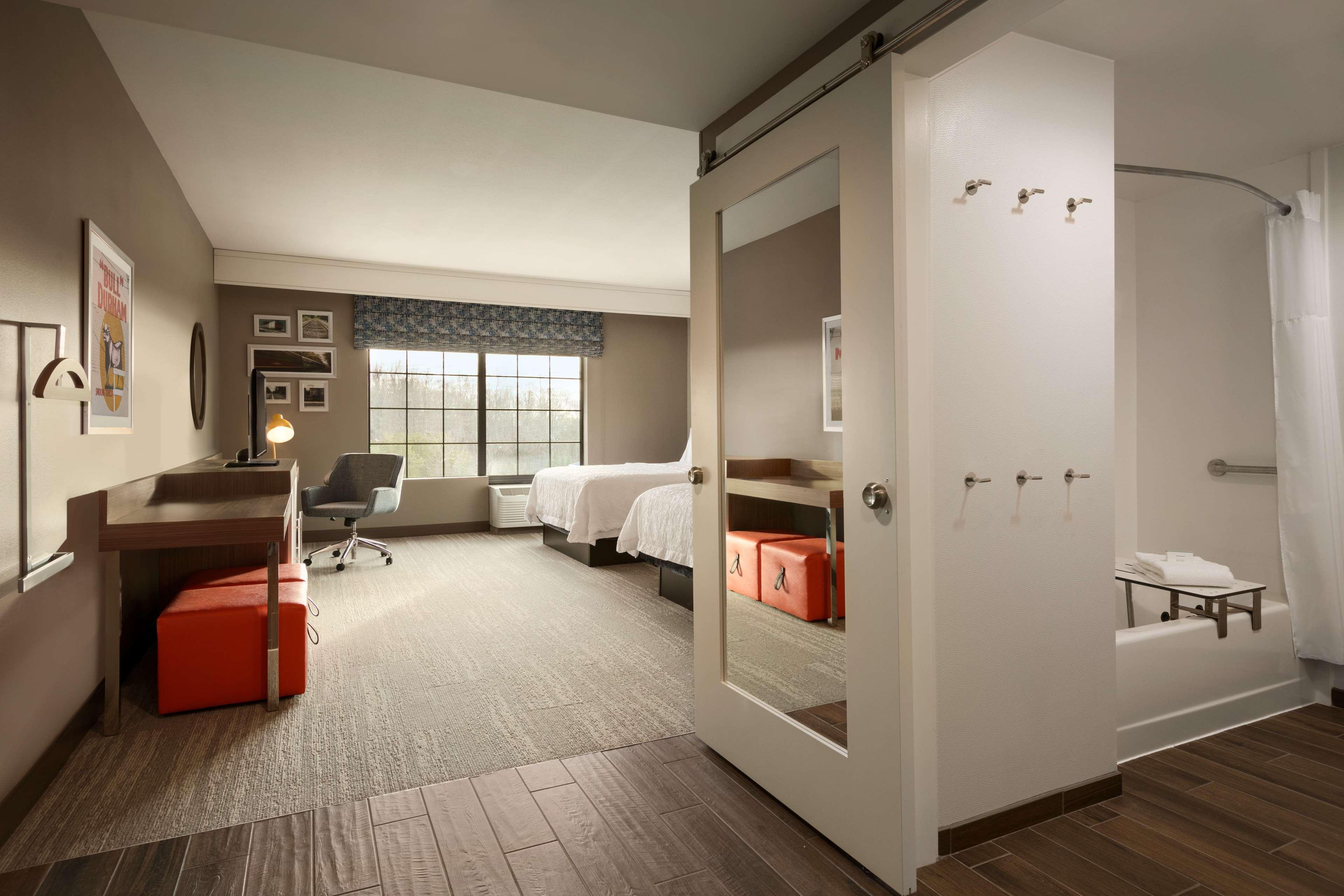 Hampton Inn Kernersville Bagian luar foto