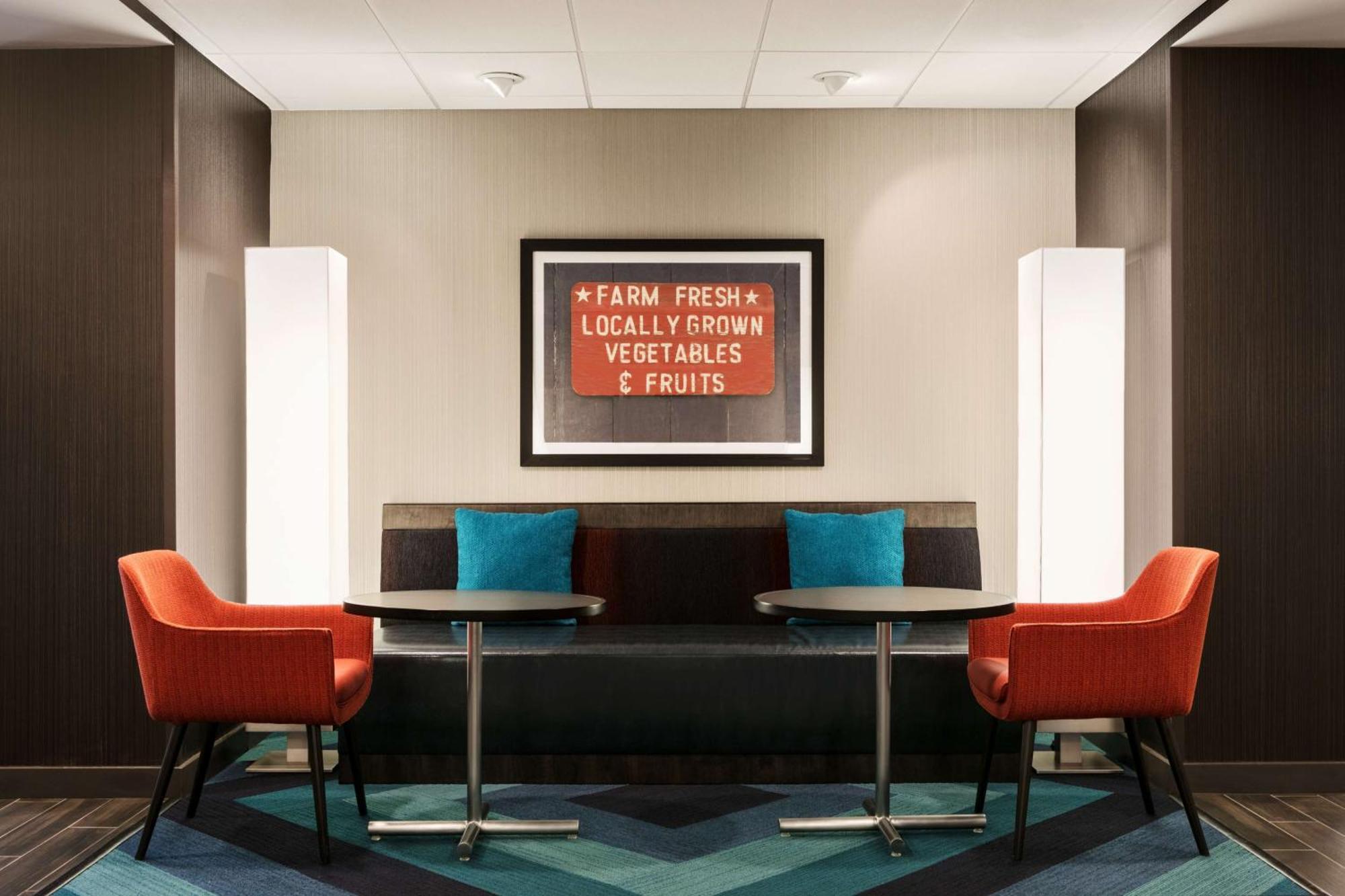 Hampton Inn Kernersville Bagian luar foto