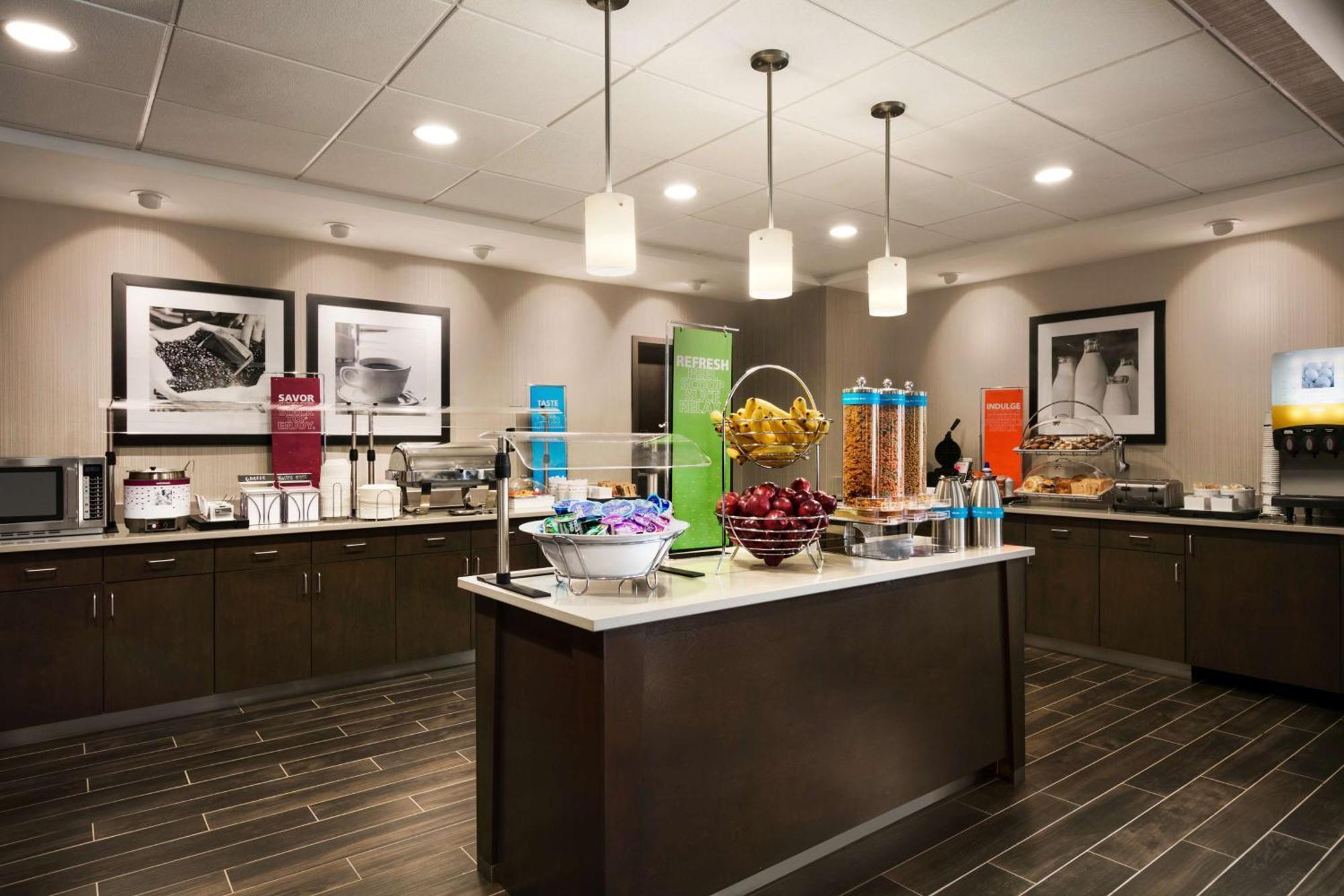 Hampton Inn Kernersville Bagian luar foto