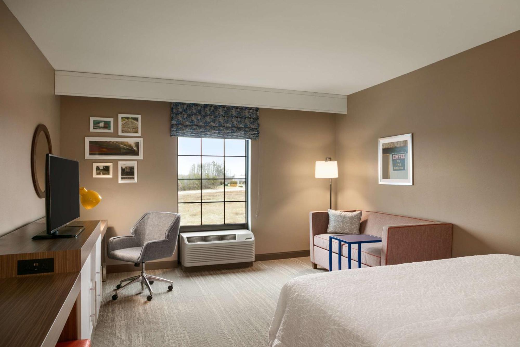 Hampton Inn Kernersville Bagian luar foto
